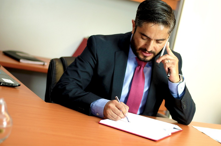 Sure Guide for Finding and Choosing a Divorce Attorney